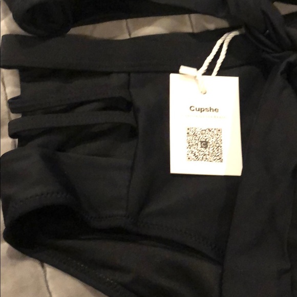 Cupshe Black Bikini Swimsuit Cut Outs - Picture 3 of 8